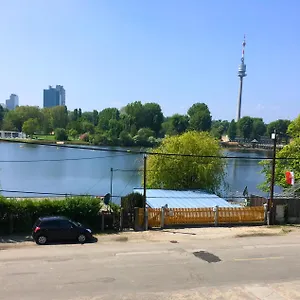 https://ajo-balcony.vienna-besthotels.com